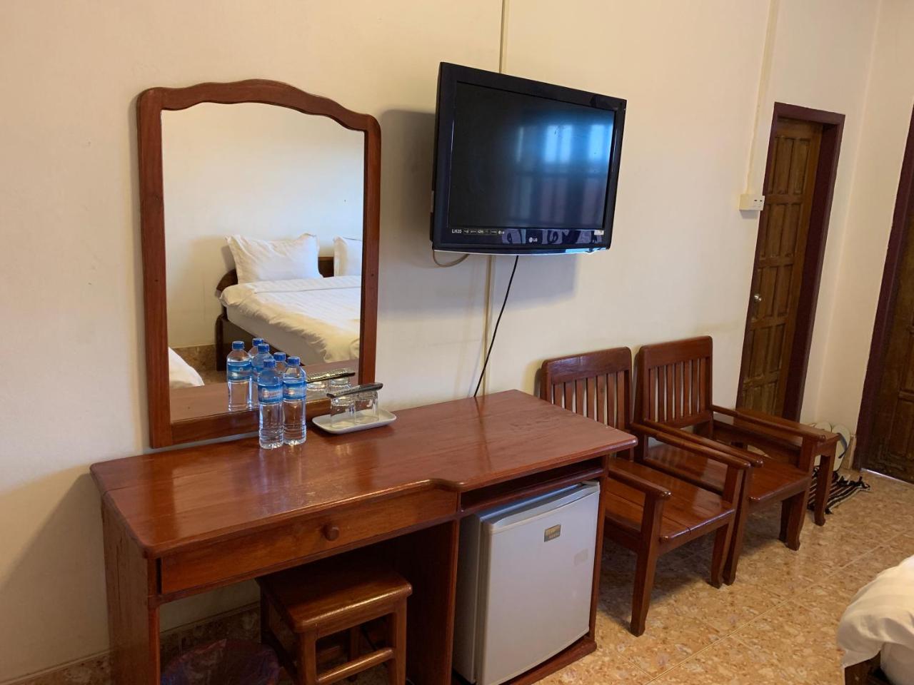 Phaythavone Hotel Pakse Ngoại thất bức ảnh