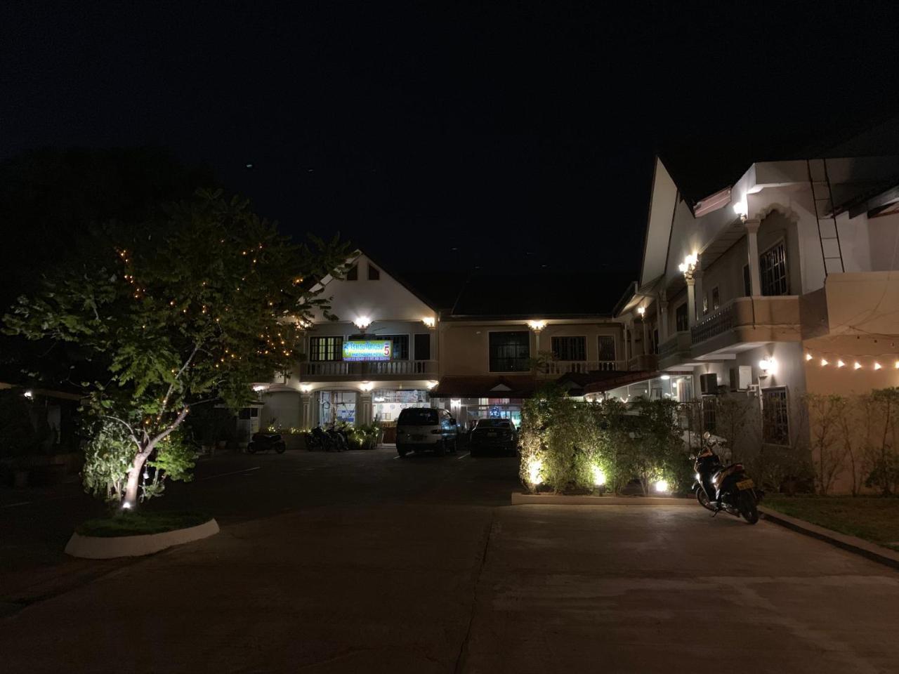 Phaythavone Hotel Pakse Ngoại thất bức ảnh